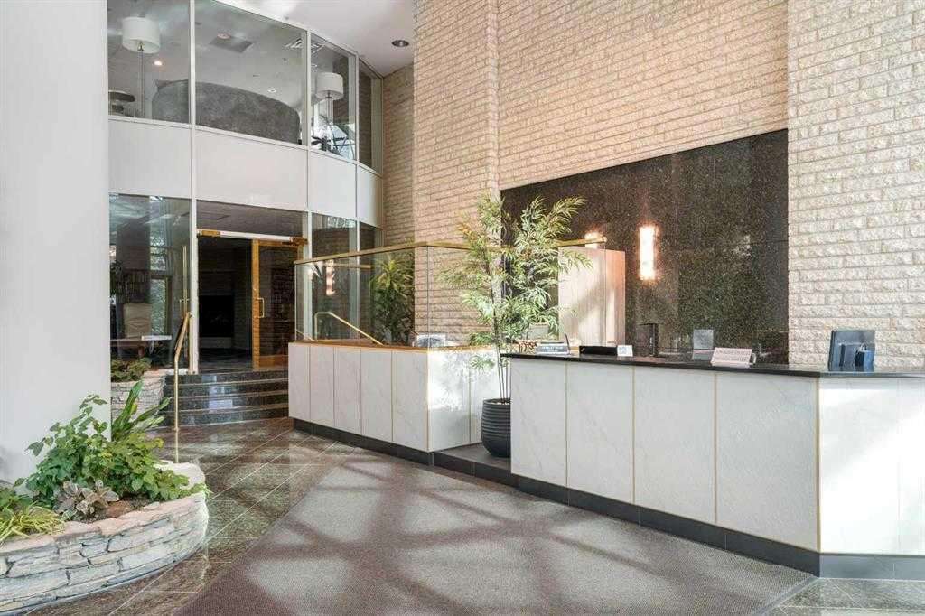 837 2 Avenue SW #303 photo 4