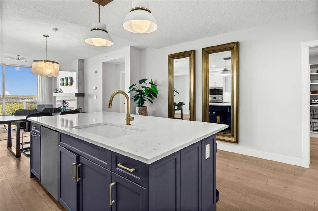 15 Cougar Ridge Landing SW #209 photo 5