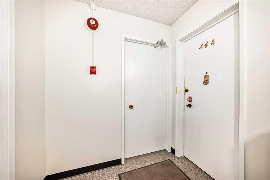 1305 Glenmore Trail #444 photo 3