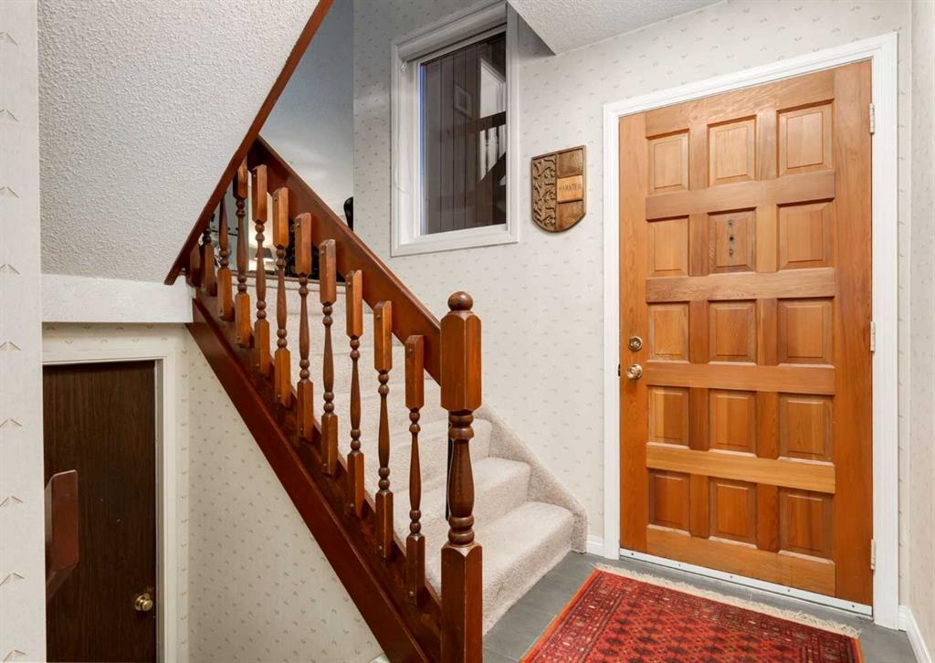 63 Brookpark Crescent SW photo 3