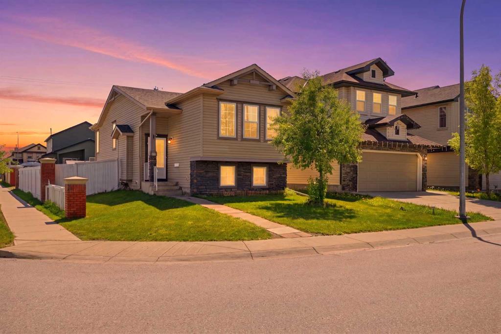 11 Covecreek Close NE photo 2