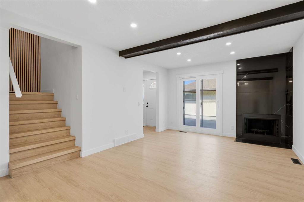 5404 10 Avenue SE #209 photo 2