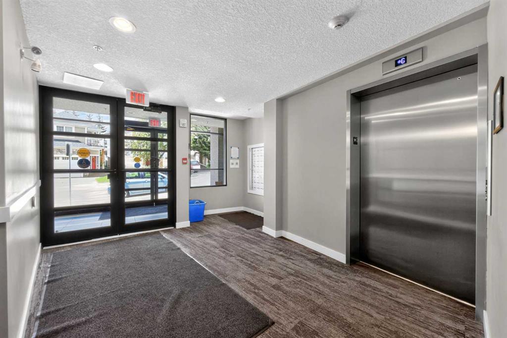 93 34 Avenue SW #315 photo 2
