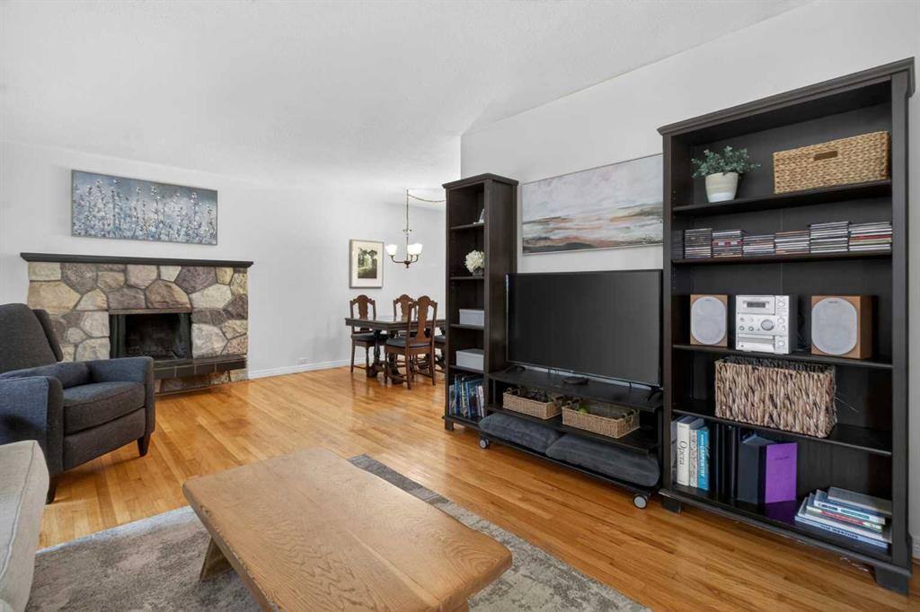 203 Southampton Drive SW photo 5