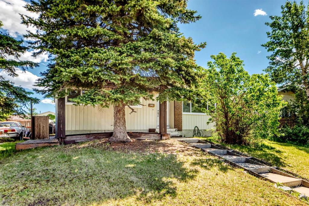 3224 Rundlelawn Road NE photo 2