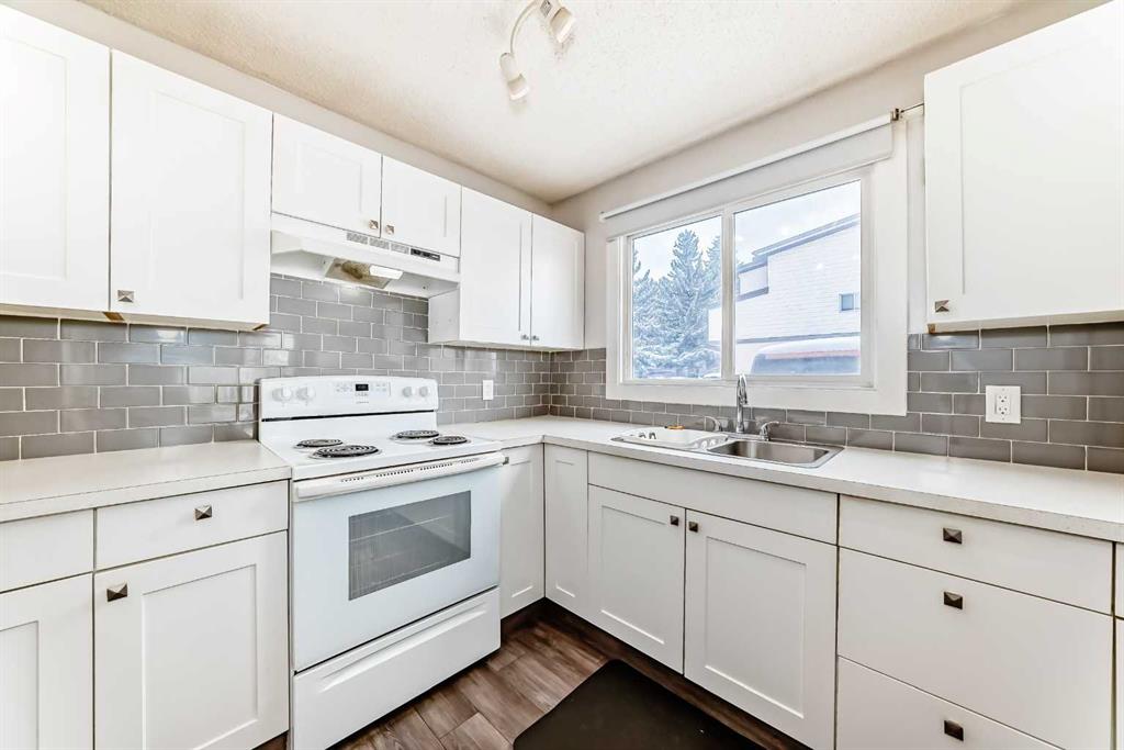 3745 Fonda Way SE #25 photo 4