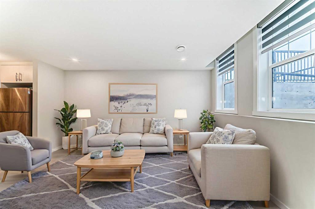 152 Cranbrook Square SE photo 5