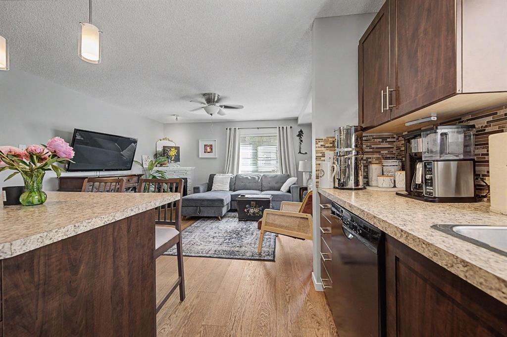 279 Copperpond Common SE #3312 photo 5