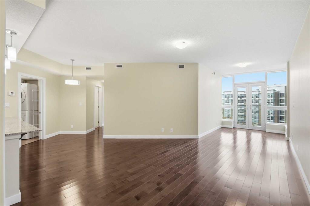 16 Varsity Estates Circle NW #701 photo 2