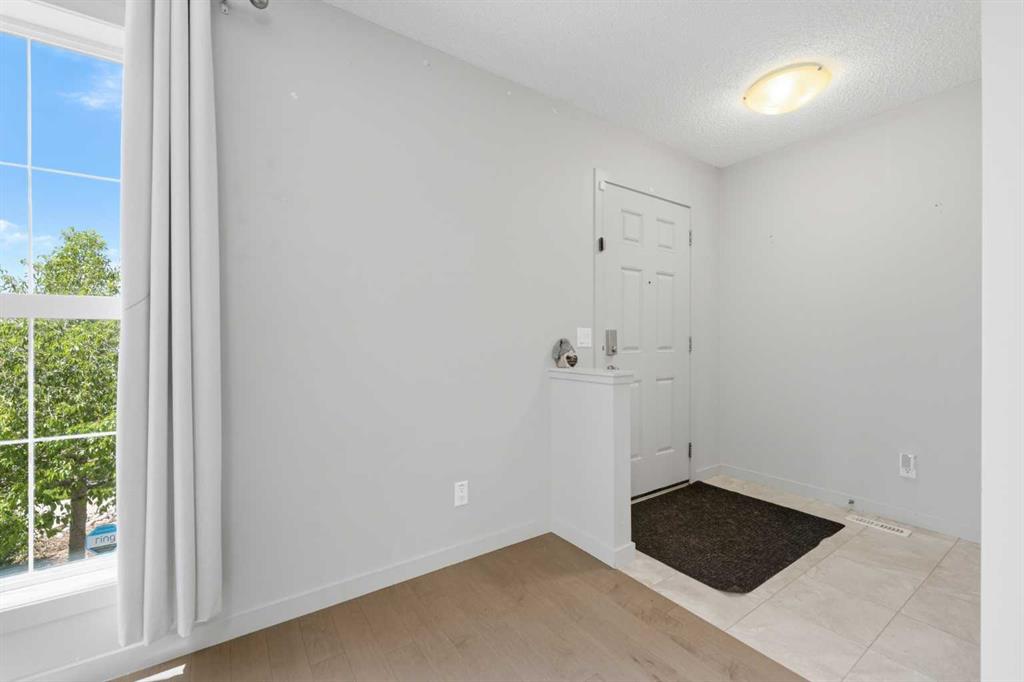 334 Legacy Village Way SE photo 4