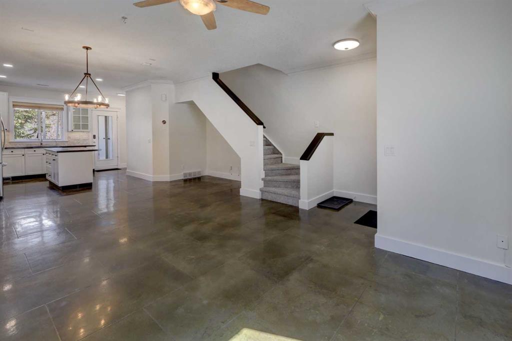 1908 32 Street SW #1 photo 4