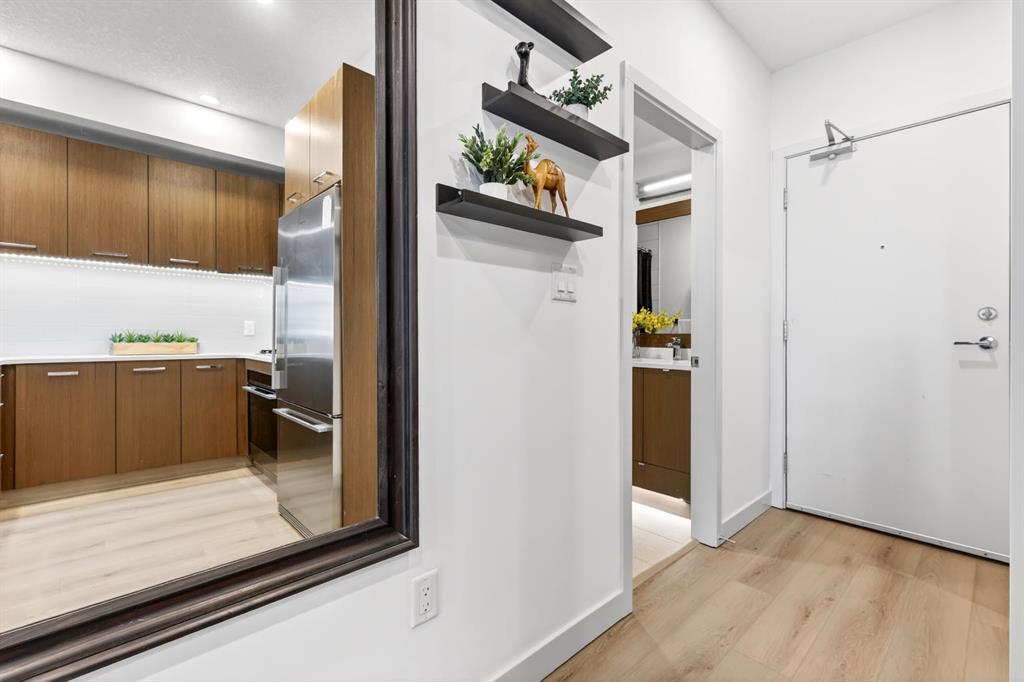 323 20 Avenue SW #117 photo 3