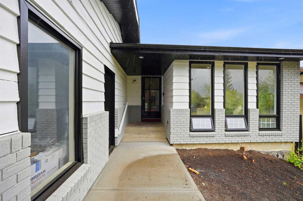 300 Edgehill Drive NW photo 4