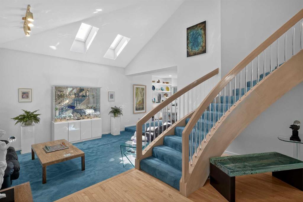 523 Scimitar Bay NW photo 4