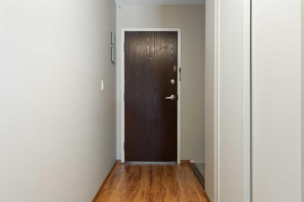 4001C 49 Street NW #3101 photo 3