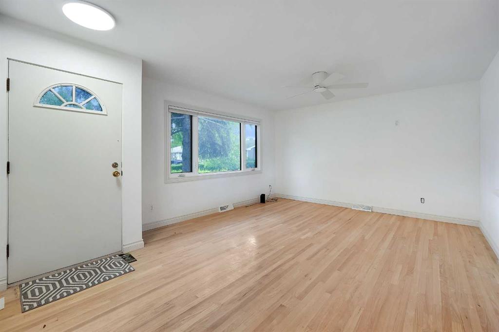 19 Haddock Road SW photo 4