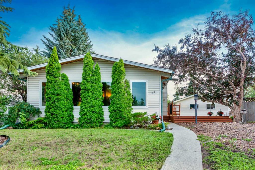 15 Southdale Bay SW photo 3