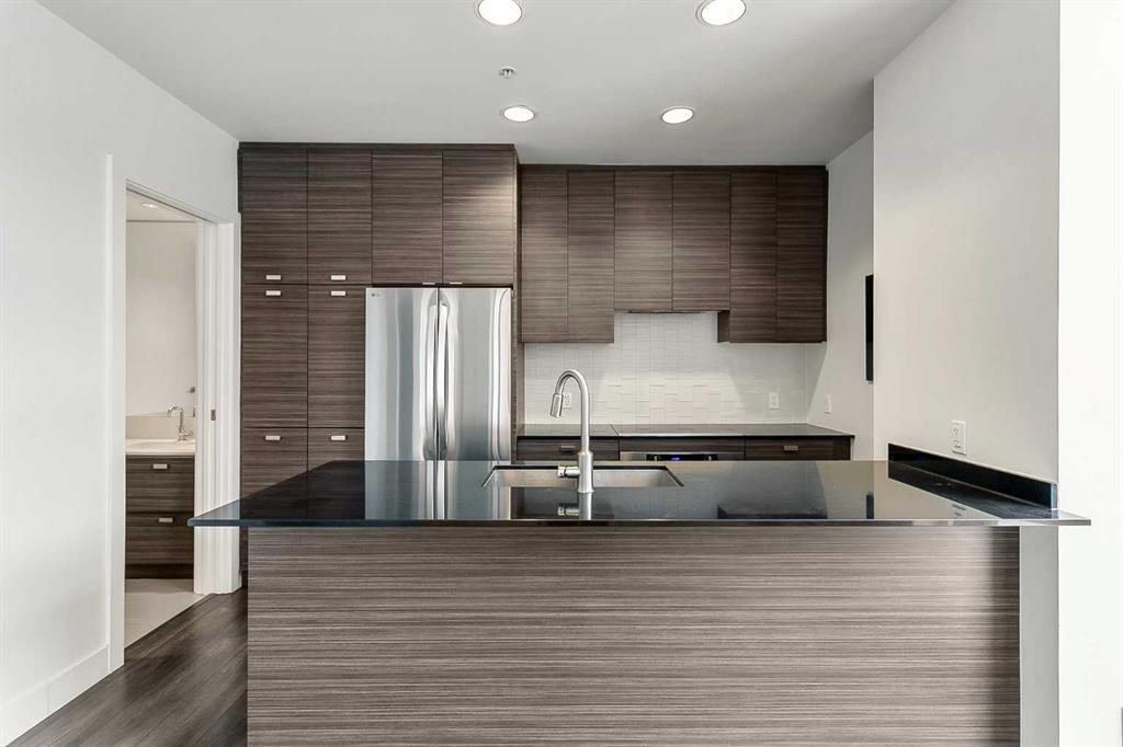 1500 7 Street SW #103 photo 4