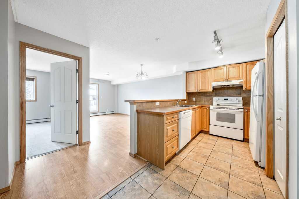 92 Saddletree Court NE #103 photo 3