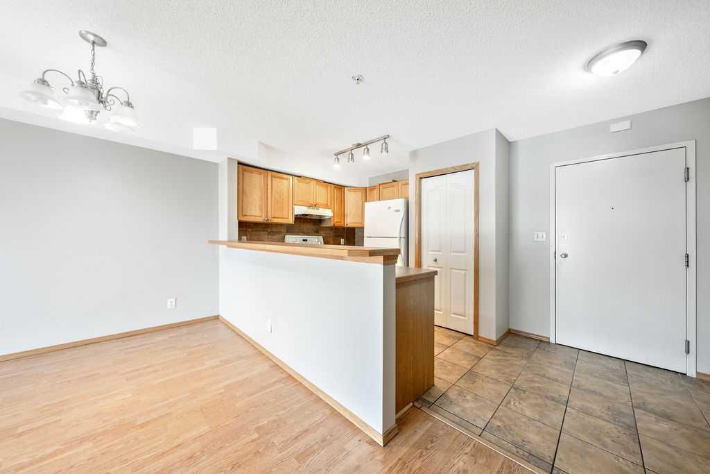 92 Saddletree Court NE #103 photo 5