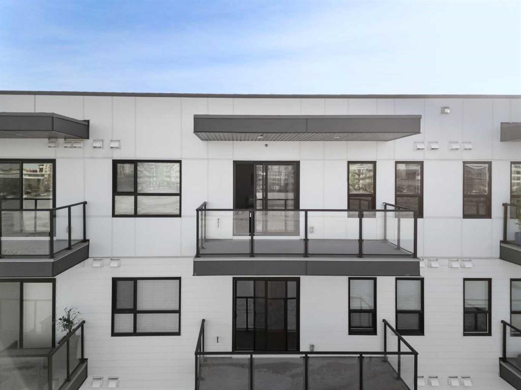 4350 Seton Drive SE #411 photo 2