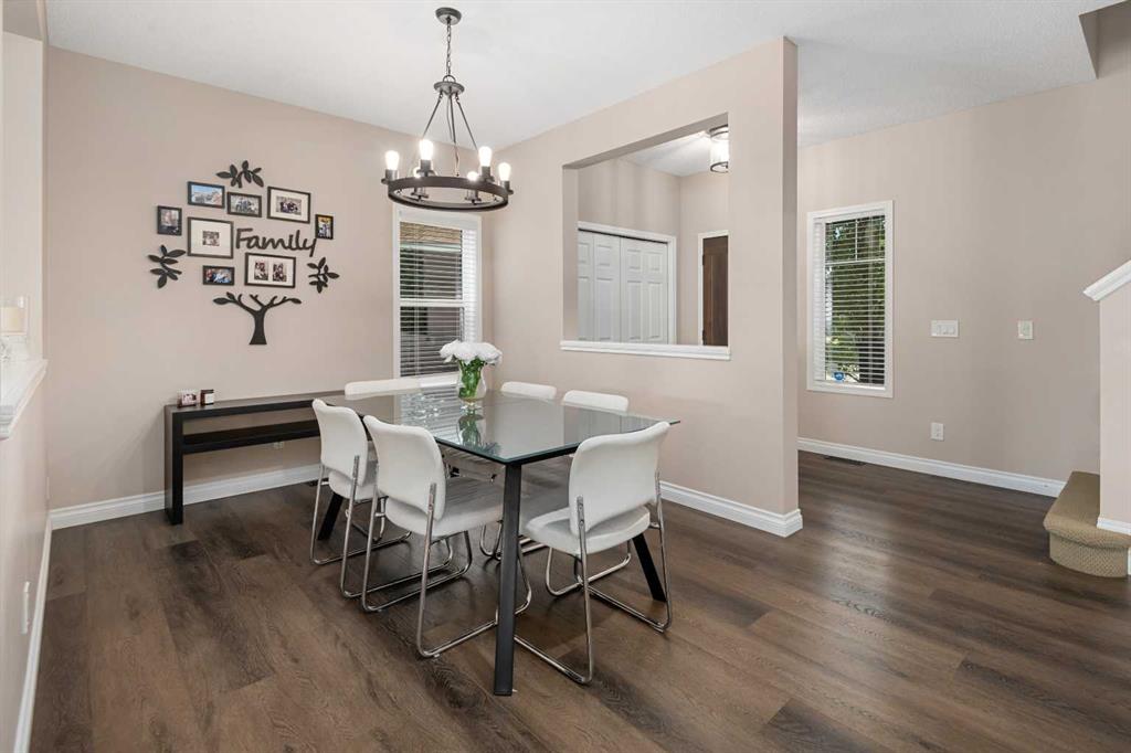 60 Chapala Square SE photo 2