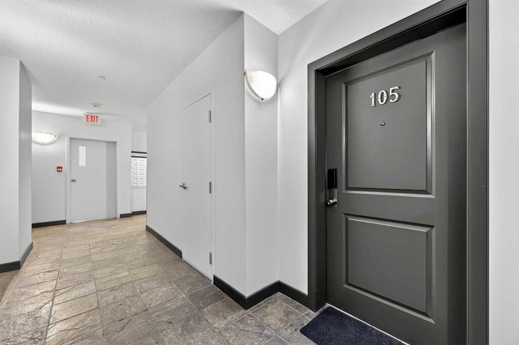 1828 14 Street SW #105 photo 4