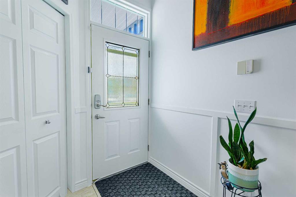 63 Coventry View NE photo 4
