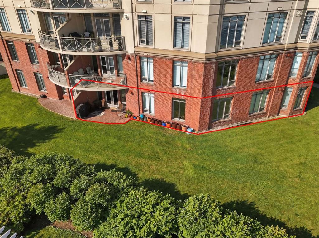 1718 14 Avenue NW #110 photo 3