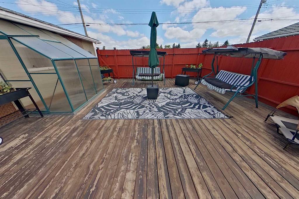 3232 Doverville Crescent SE photo 5