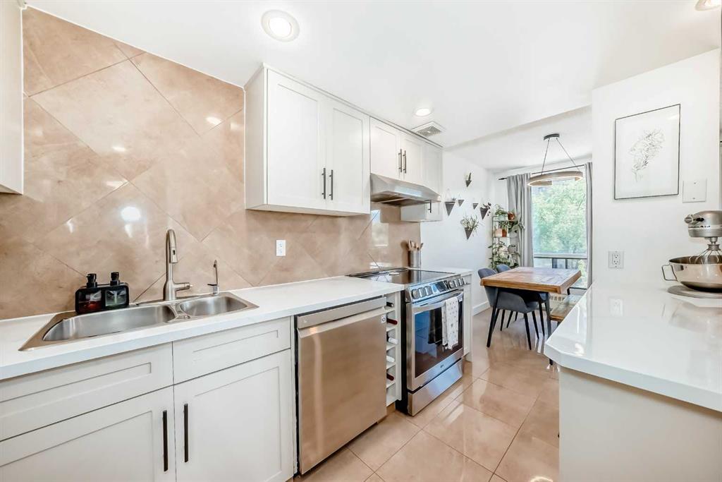 1334 14 Avenue SW #205 photo 3