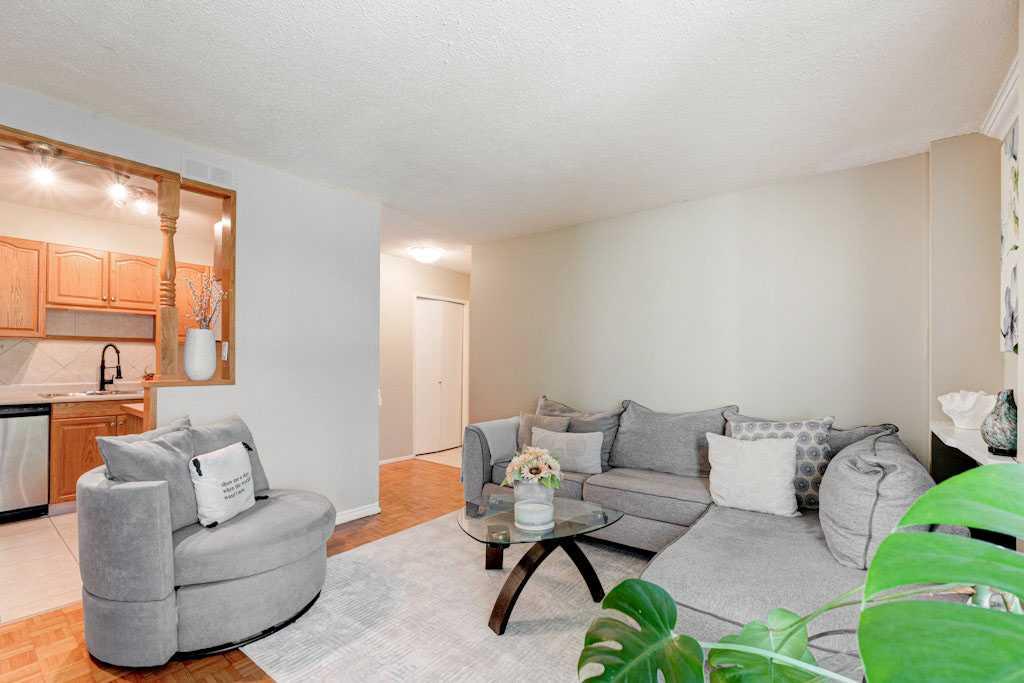 315 Heritage Drive SE #222 photo 4