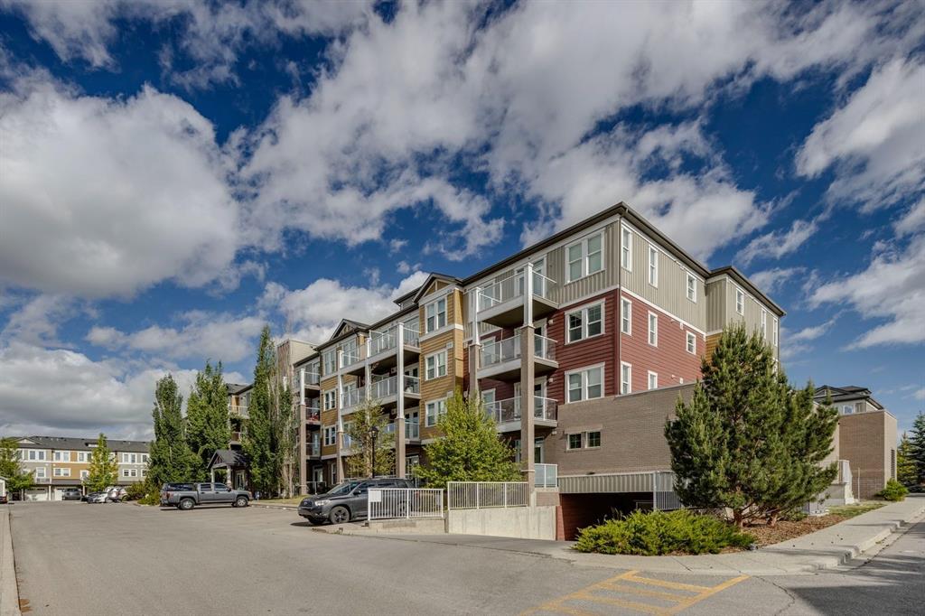 2300 Evanston Square NW #208