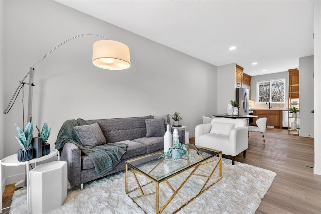5406 6 Street SW photo 2