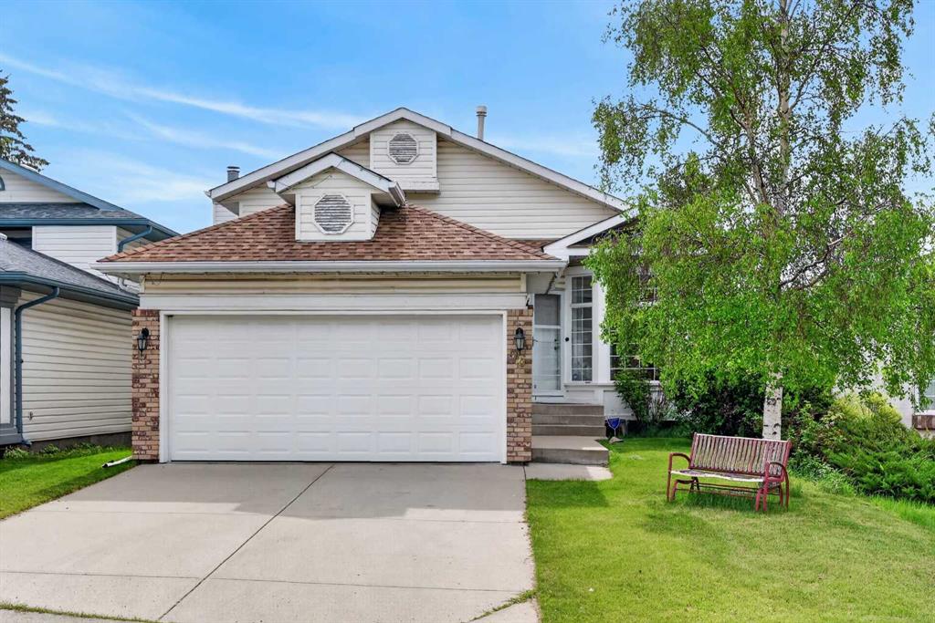 76 Hawkmount Close NW
