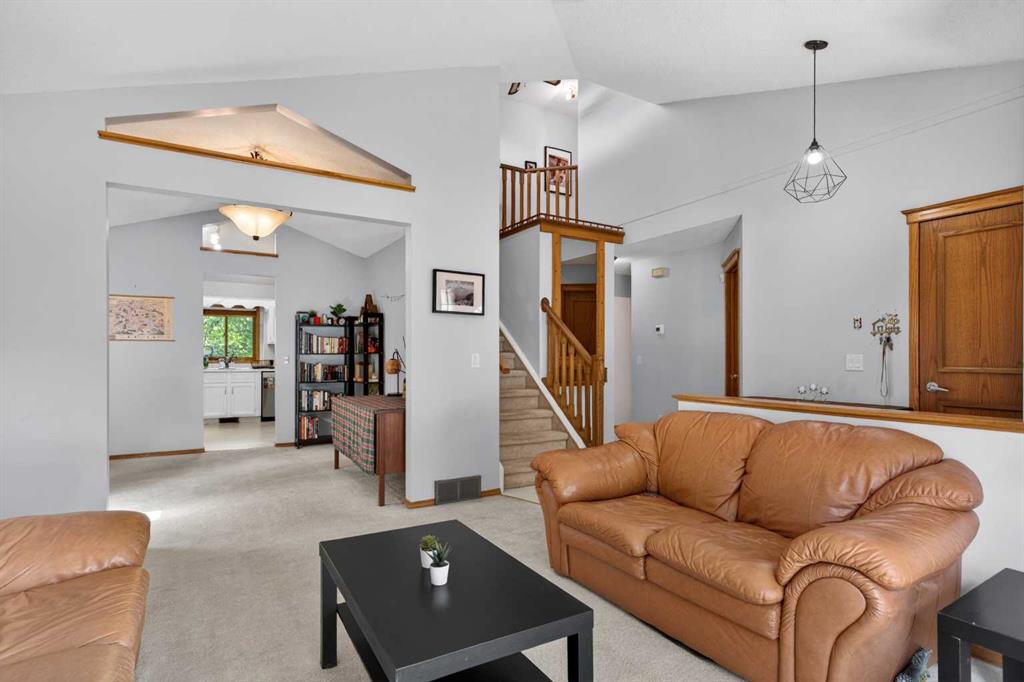 60 Scandia Hill NW photo 3