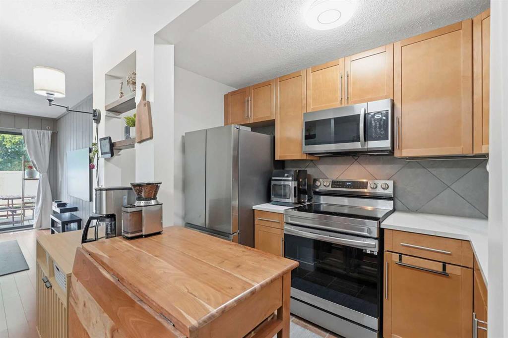 3500 Varsity Drive NW #411 photo 5