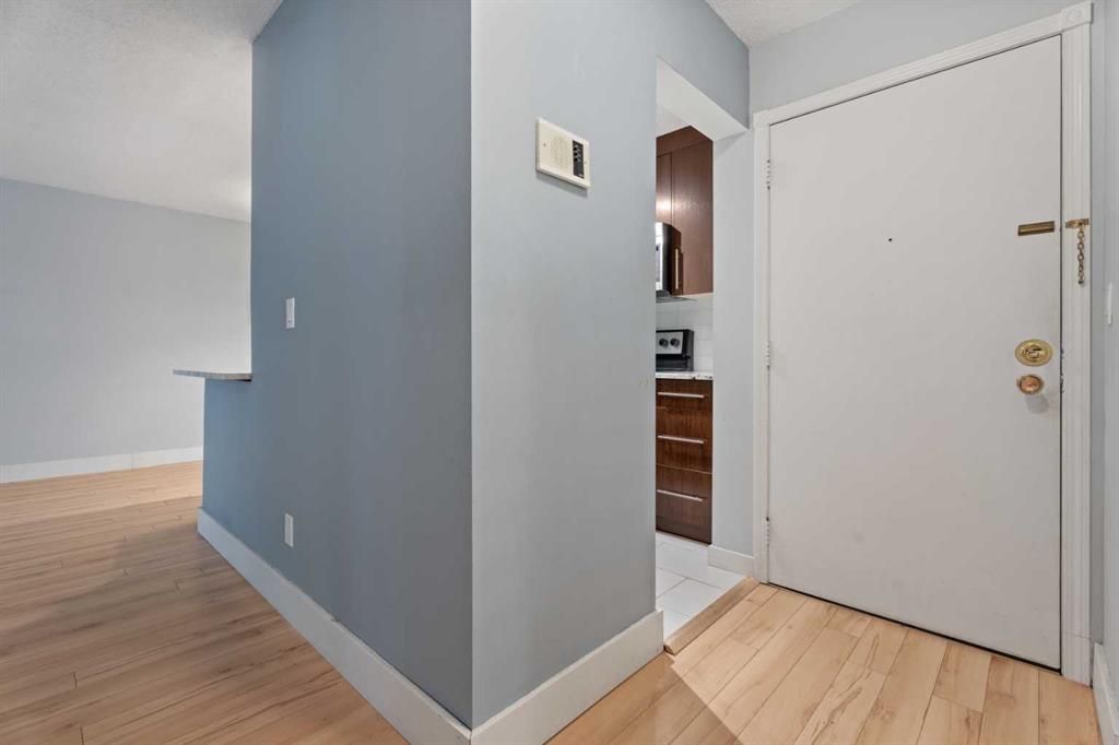 819 4A Street NE #208 photo 5