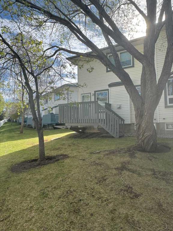 402 Citadel Heights NW photo 2