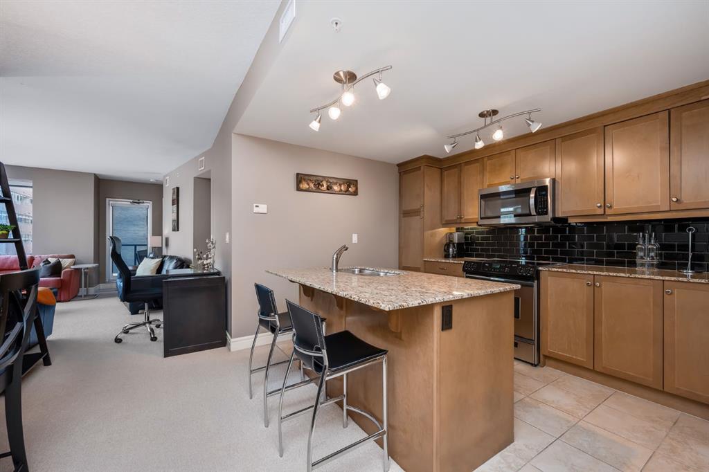 910 5 Avenue SW #1005 photo 4