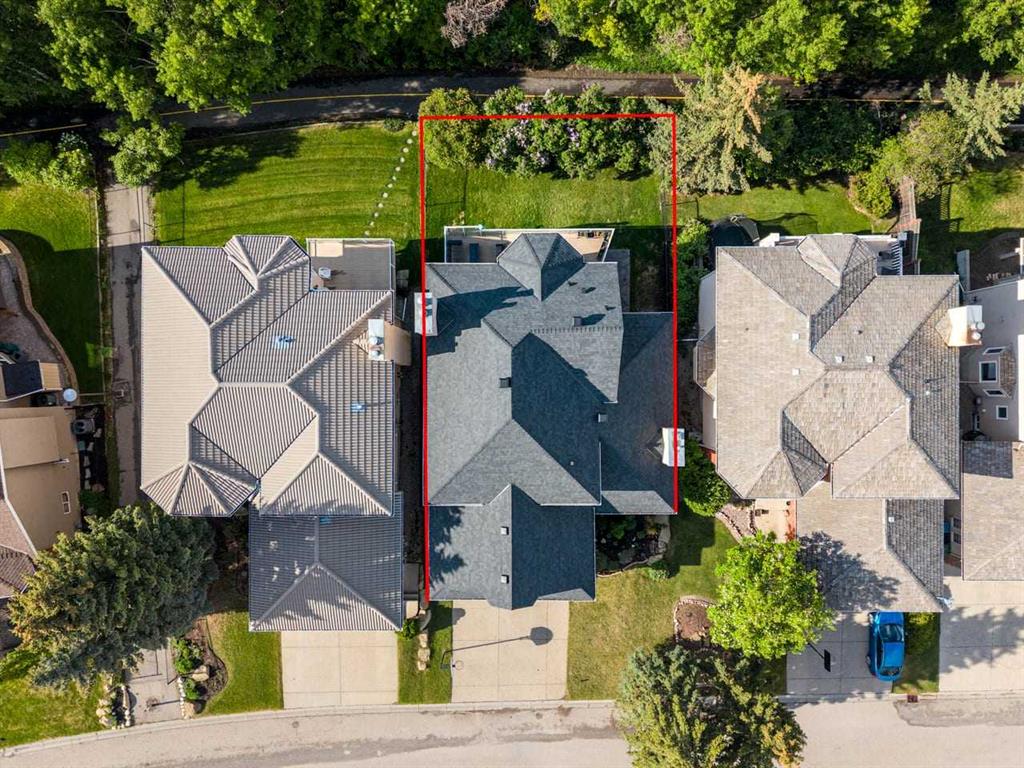 68 Christie Knoll Heights SW