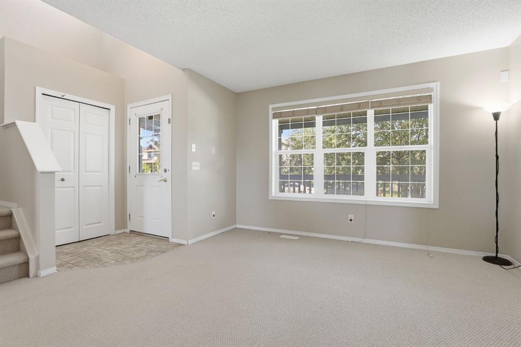 260 Covemeadow Road NE photo 3