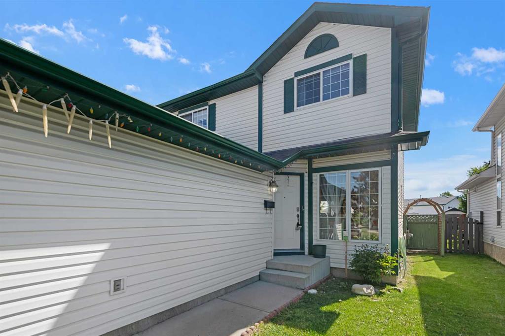 69 Applemont Place SE photo 3