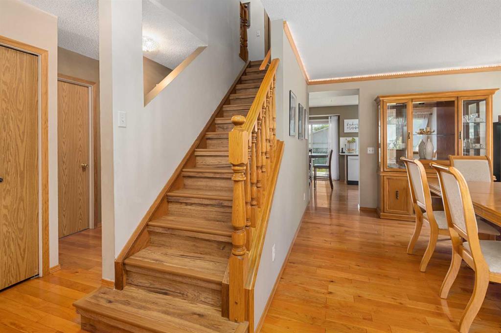 69 Applemont Place SE photo 5