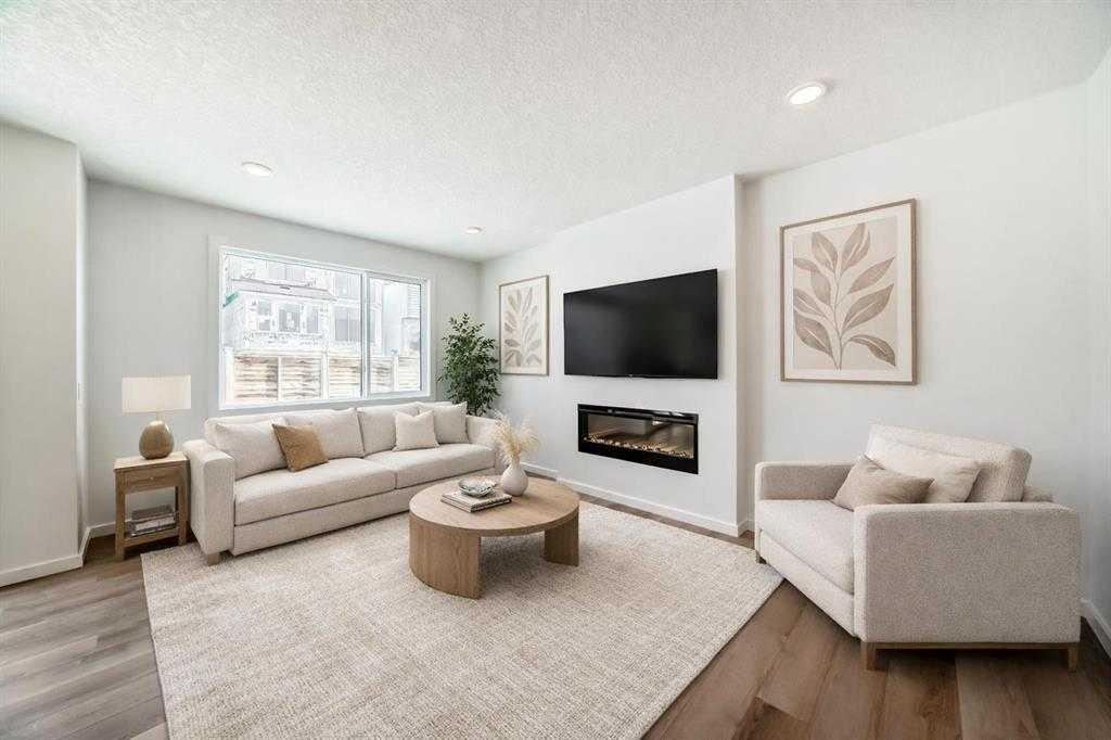 167 Mallard Heath SE photo 2
