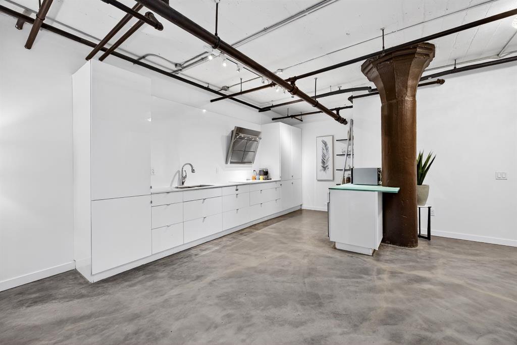 240 11 Avenue SW #601 photo 5