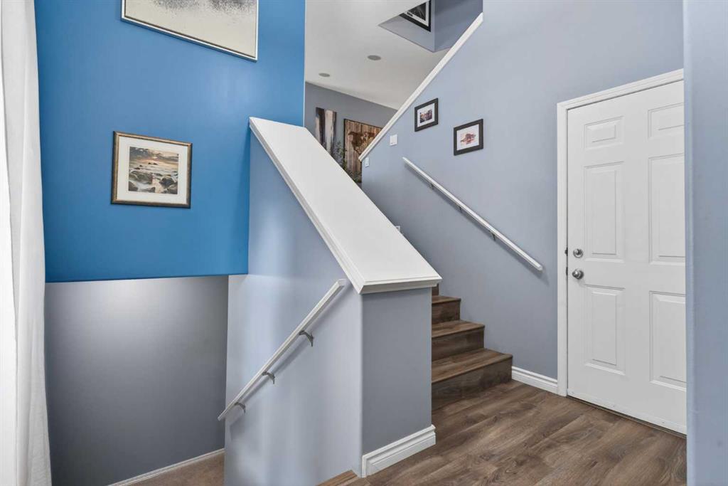 129 Evansbrooke Park NW photo 3