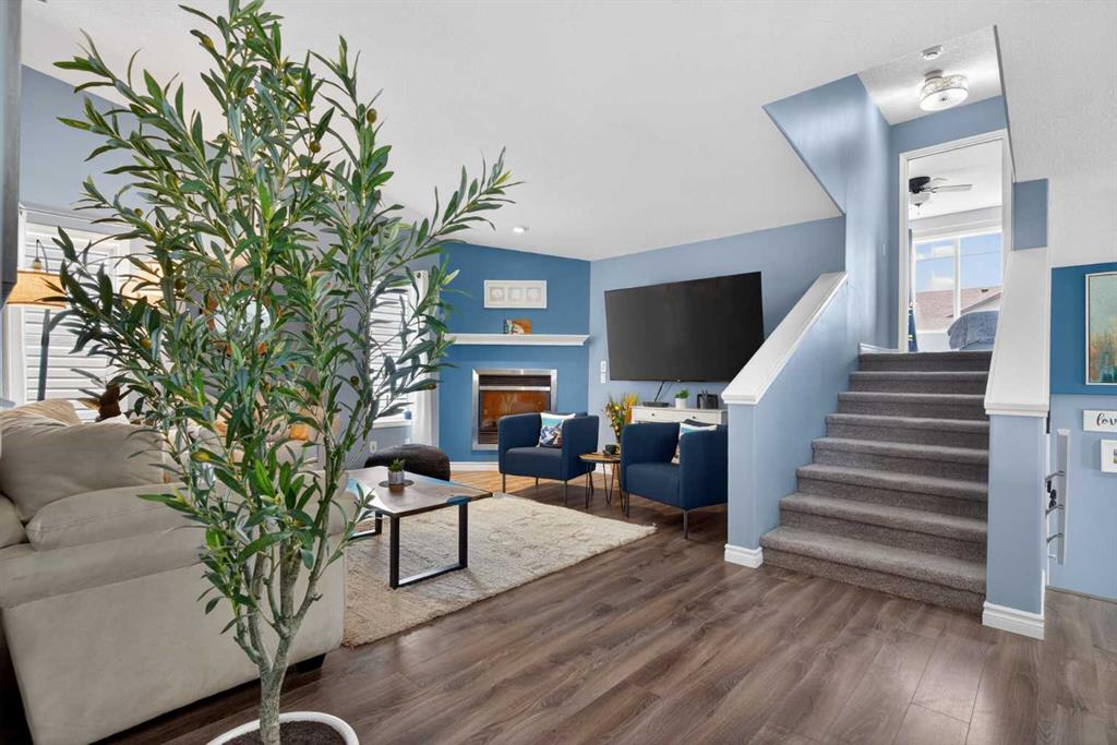 129 Evansbrooke Park NW photo 5
