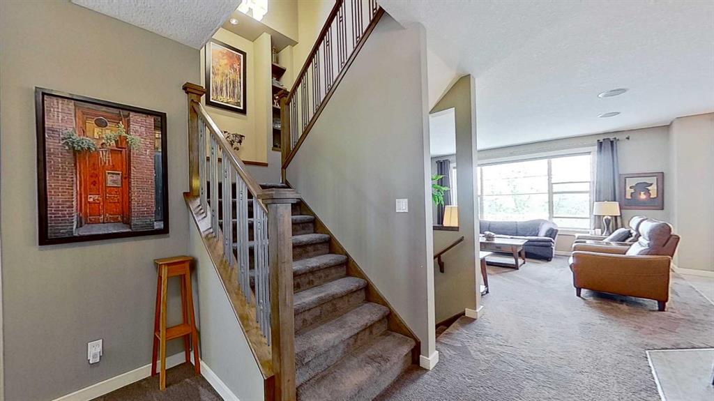 70 Panamount Road NW photo 3
