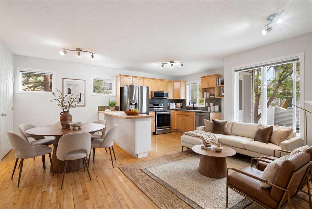 112 Royal Oak Gardens NW photo 3